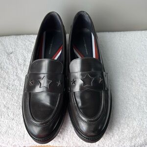 Tommy Hilfilger black loafers size 41 women’s